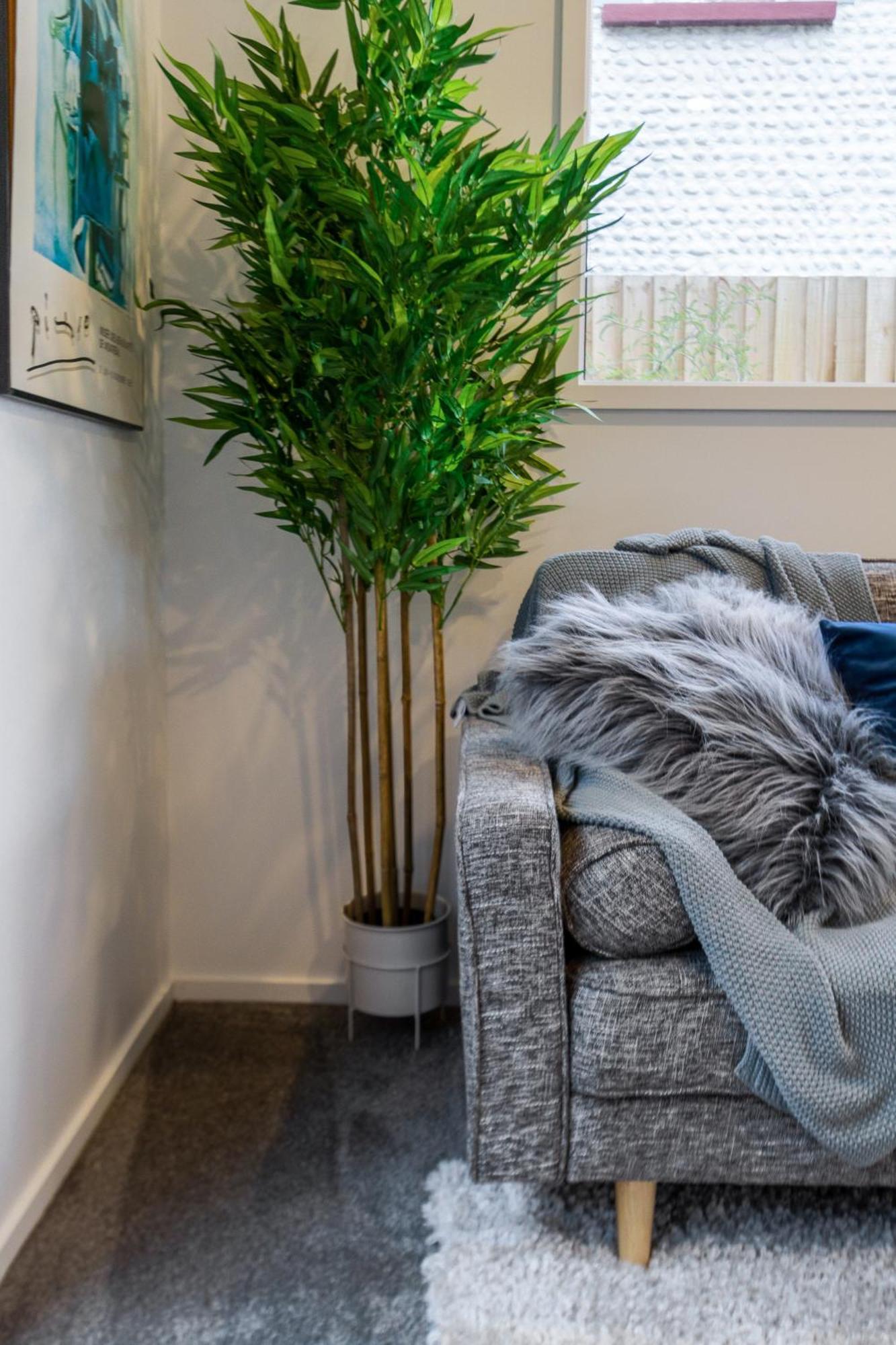 Explore Addington And Cbd 1 Bed W/Carpark Christchurch Buitenkant foto